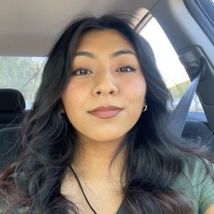 Meet your Posher, Lidia jessica